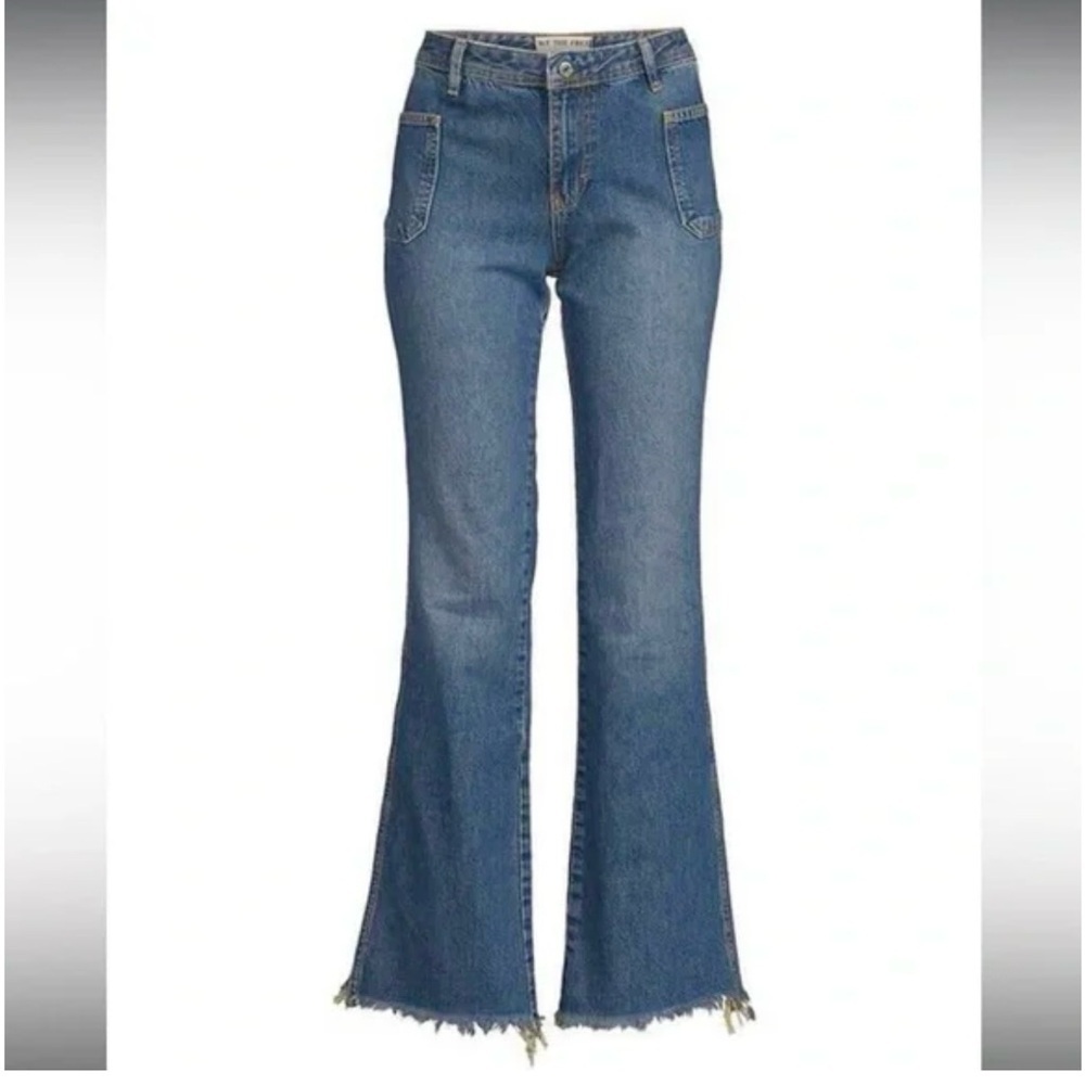 Free People -We The Free ‘ Izzy ‘ Denim Flare Women’s Patch Pocket Jeans Size 24